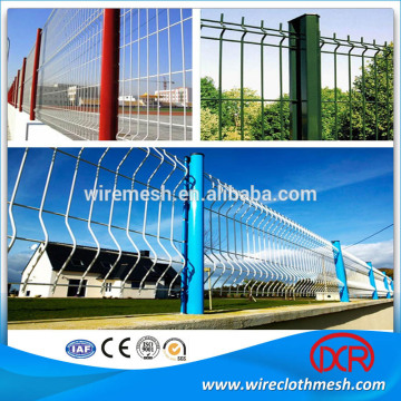 hot dipped galvanized fencing