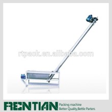 Vertical conveyor screw conveying machine