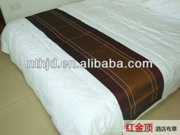 Hilton Hotel Luxurious Quilted Bed Runner