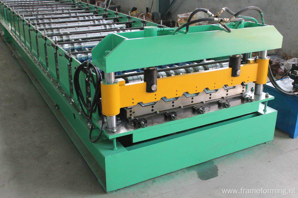 Trapezoidal Metal Sheet Forming Machine ZT25-200-1000