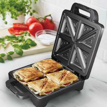 Stainless Steel Kitchen Appliances: Toasters & Sandwich Makers for Breakfast