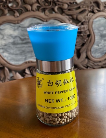 White Pepper with Grinder