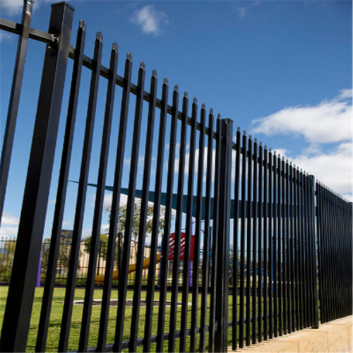 Powder coated steel matting fence