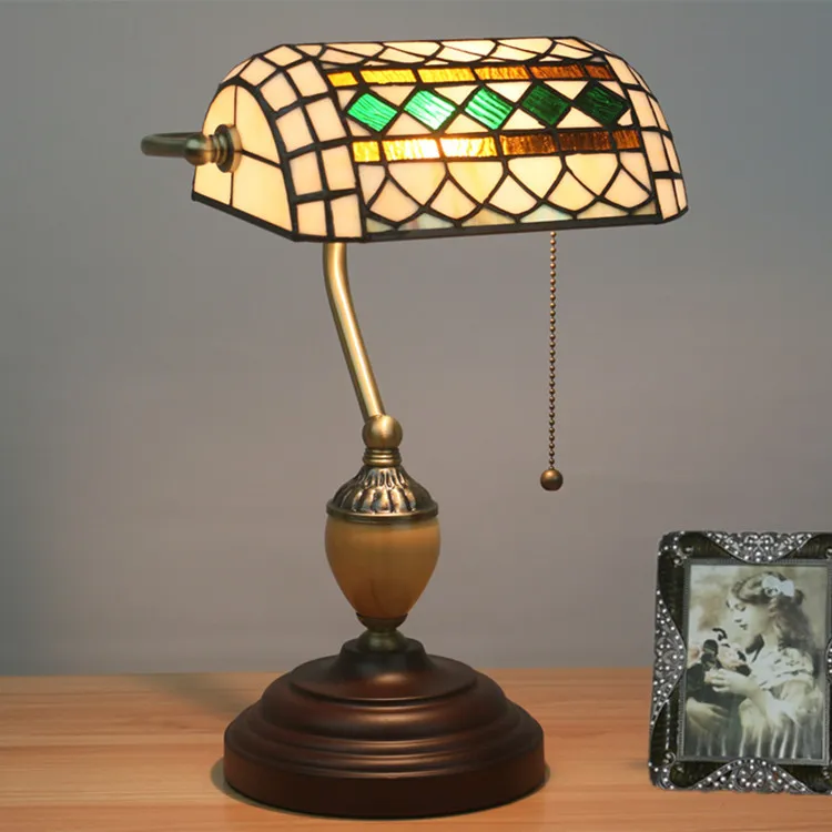 European Bank Lights, Artistic Bars and Cafes, Nostalgic Desk Lamps