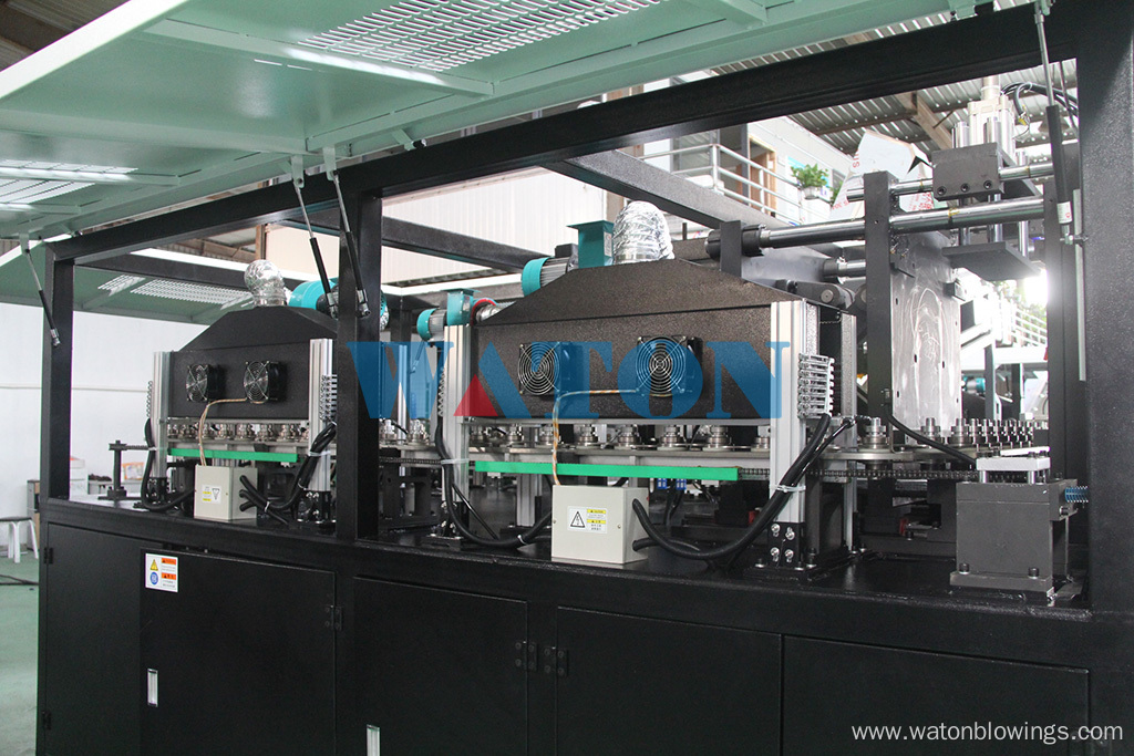 Four Cavities Automatic Blowing PET Bottle Machine