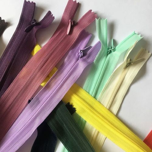 Nice Design 12inch nylon zippers for skirt