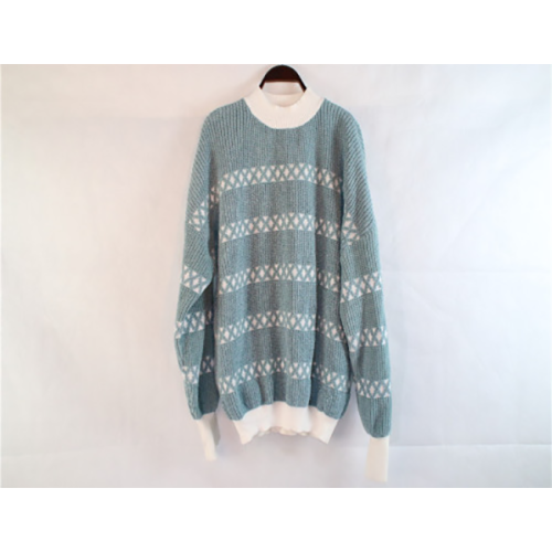 Pull doux en tricot vert clair