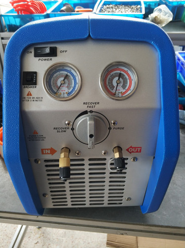 Auto Refrigerant Recovery Recycling unit