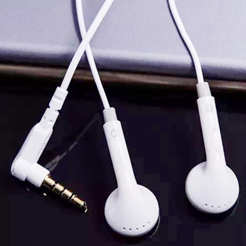 In ear earphone 02