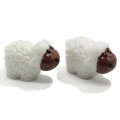Perle di resina di pecora bianca 3D Forniture artistiche fai-da-te Animali carini Cabochon Charms Creazione di gioielli Ornamento Accessori da giardino fata