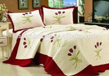 Microfiber beautiful embroidery bedspread