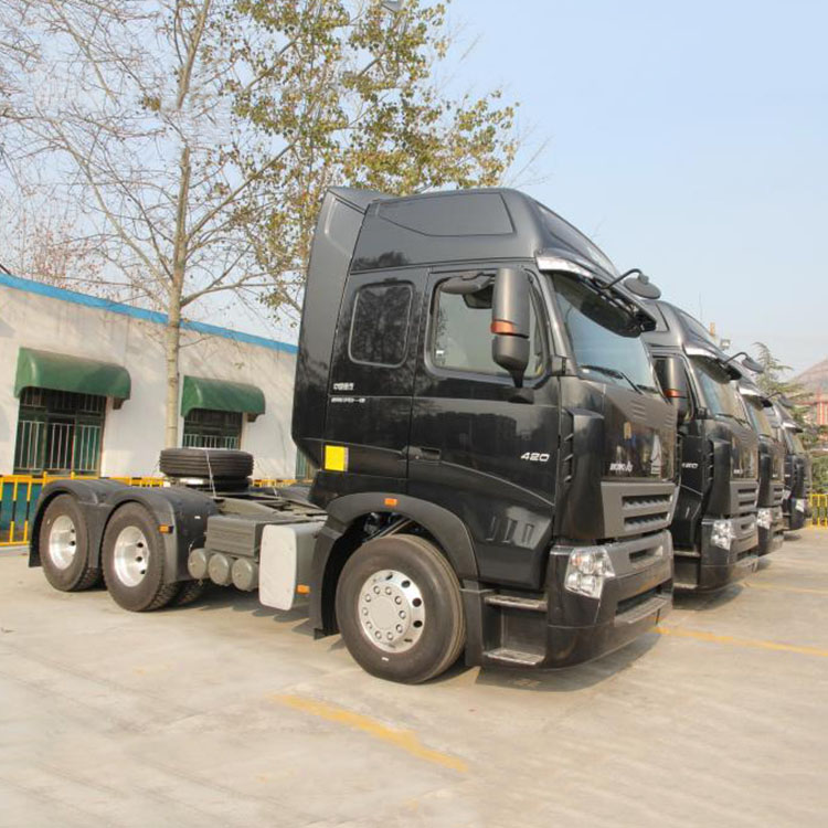 SINOTRUK HOWO A7 Model Tractor Truck Trailer Head For Sale