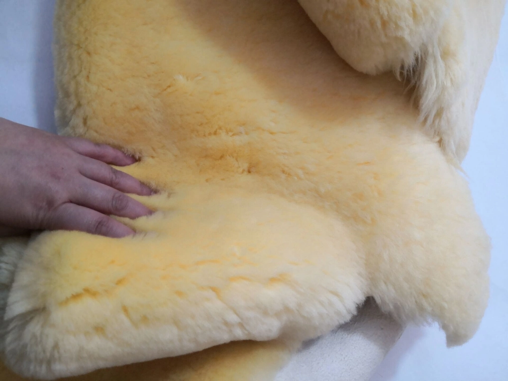 High Density 2.5cm Sheepskin for Making Saddle Pad