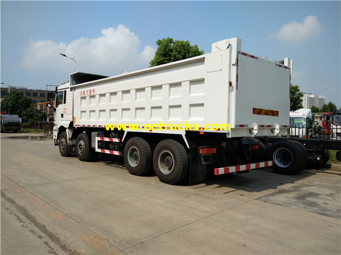 Sand Carrying Tipper Trucks