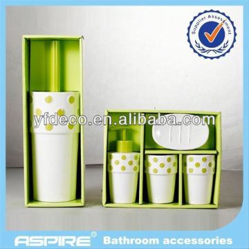 New 4pcs ceramic colorful set bathroom set wholesaler