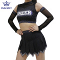 Uniformi nere cheerleader tutte le stelle