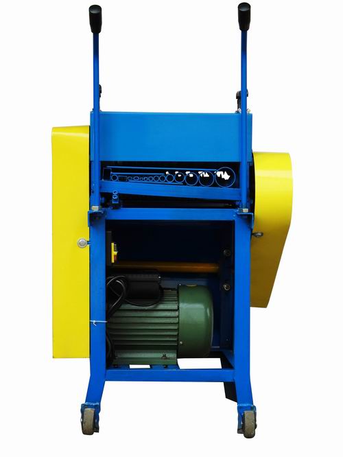 Abisolieren von Kupferdraht zum Recycling stripping copper wire for recycling