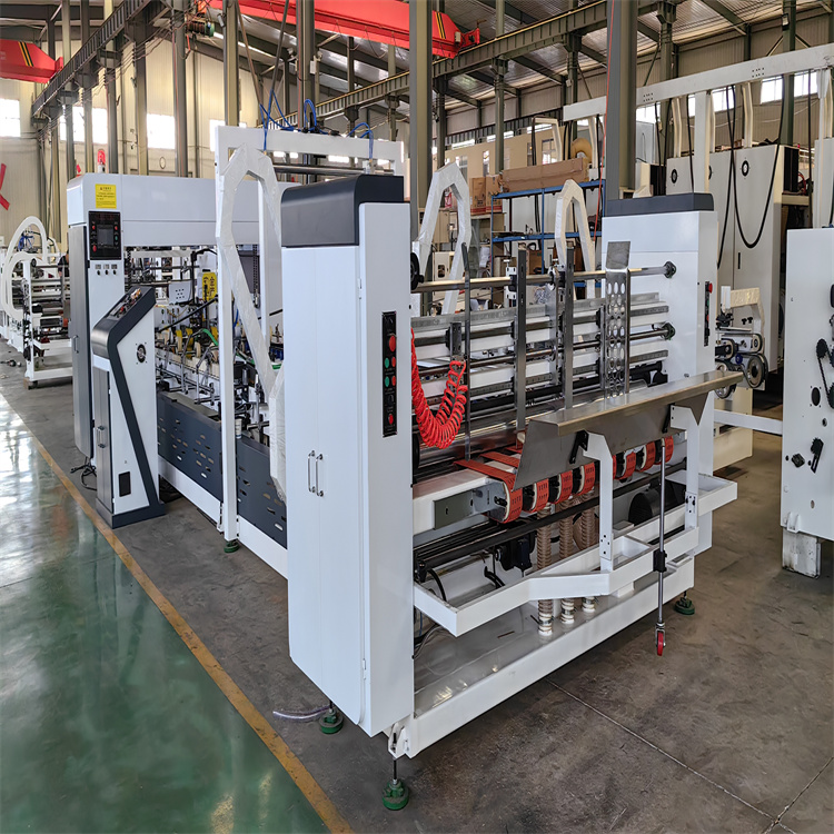 Automatic feeding corrugated carton gluing and stitching machine