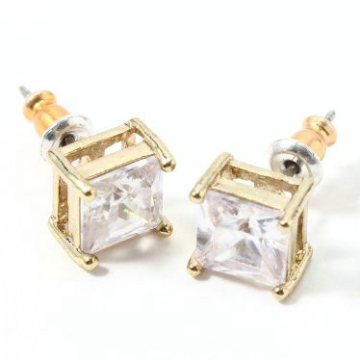 Bright square zircon stud earring gold plated1