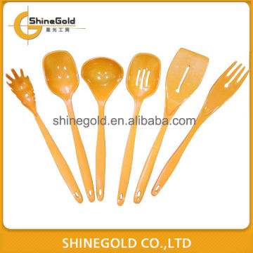 Cheap nylon kitchen utensil