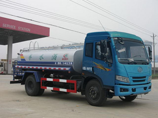 Jiefang Junwei 6CBM Water Tanker رش شاحنة
