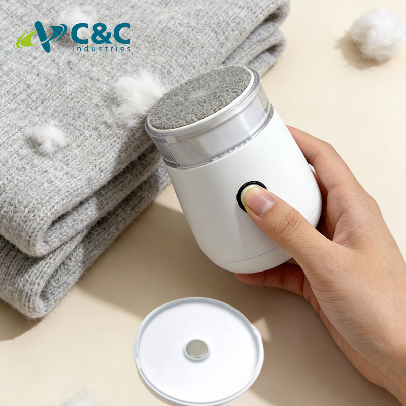 Eco-Friendly Battery Shaver for Sweater Fluff Removal