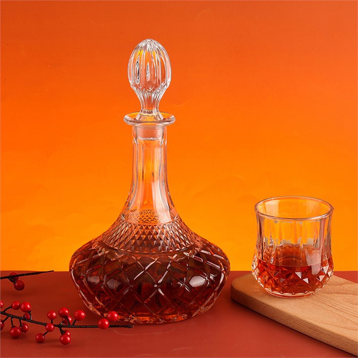 Decorative Glass Bottles For Liquor141a7be6 843d 49a4 8919 07fac1ade35e Jpg