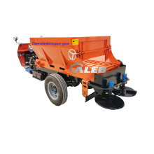 Three-Wheeled Manure Spreaders for Efficient Cow Dung and Sheep Manure Distribution