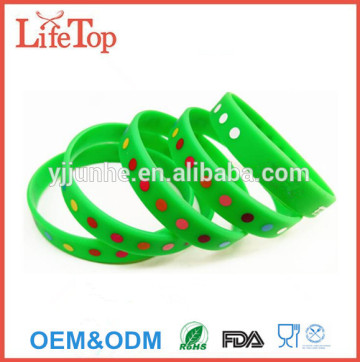 Cheap Price Festival Promotional Colorful Printed Silicone Wristband , Fashion Wristband Silicone Bracelets