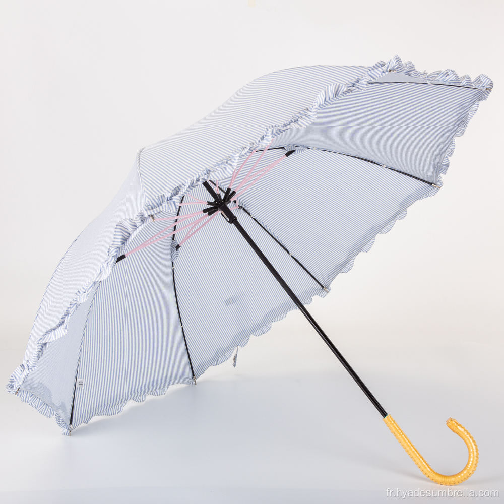 Beau parapluie femme résistant à la pluie et au vent