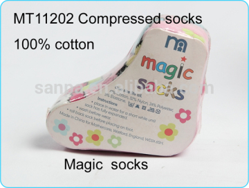 printed sock shape 100% cotton magic towels