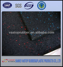 black rubber flooring tile