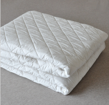 Hotel Washable Bed Quilted Mattress Cover