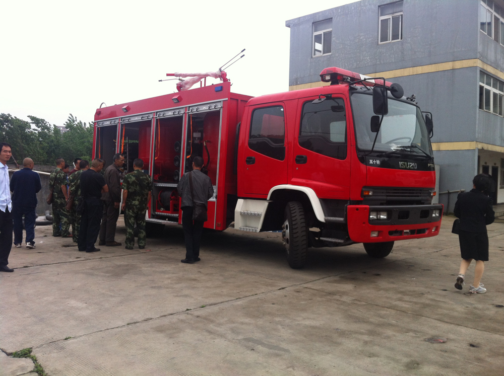 Powder fire truck 3