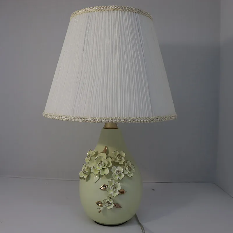 Elegant Gold Ceramic Table Lamp for Bedroom and Living Room