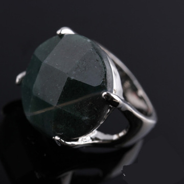 Latest Design Of Big Deep Greenstone Claw Ring Xld-722