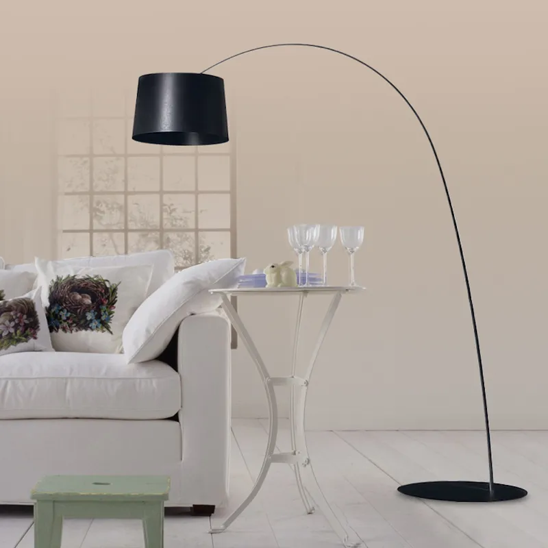 Elegant Arc Floor Lamp for Contemporary Living Spaces