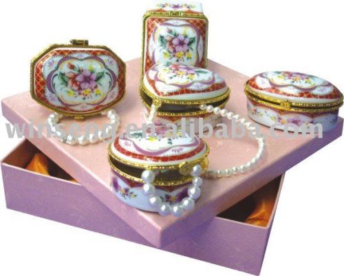 Porcelain various shapes jewellery box set