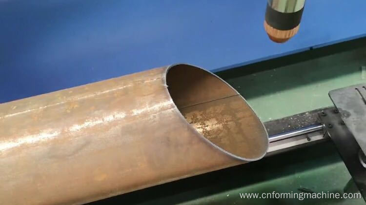CNC round tube cutting machine plasma cutting