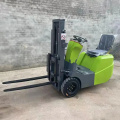 Trak Forklift Elektrik dengan Forks Double