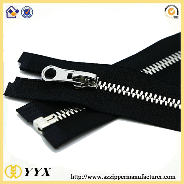 silver teeth metal zipper