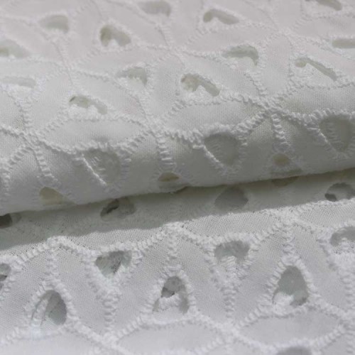 100 cotton embroidery fabric white with cut