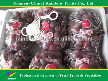 China Fresh Red Globe Grapes Sweet Red grapes Best fresh red grapes