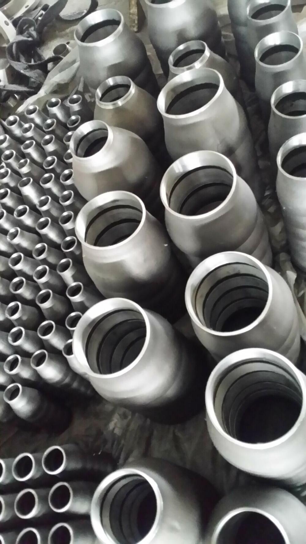 DIN Carbon steel fittings