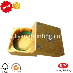 مربع سوار مع غطاء bracelet box with lid