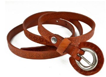 Woman genuine leather thin belt