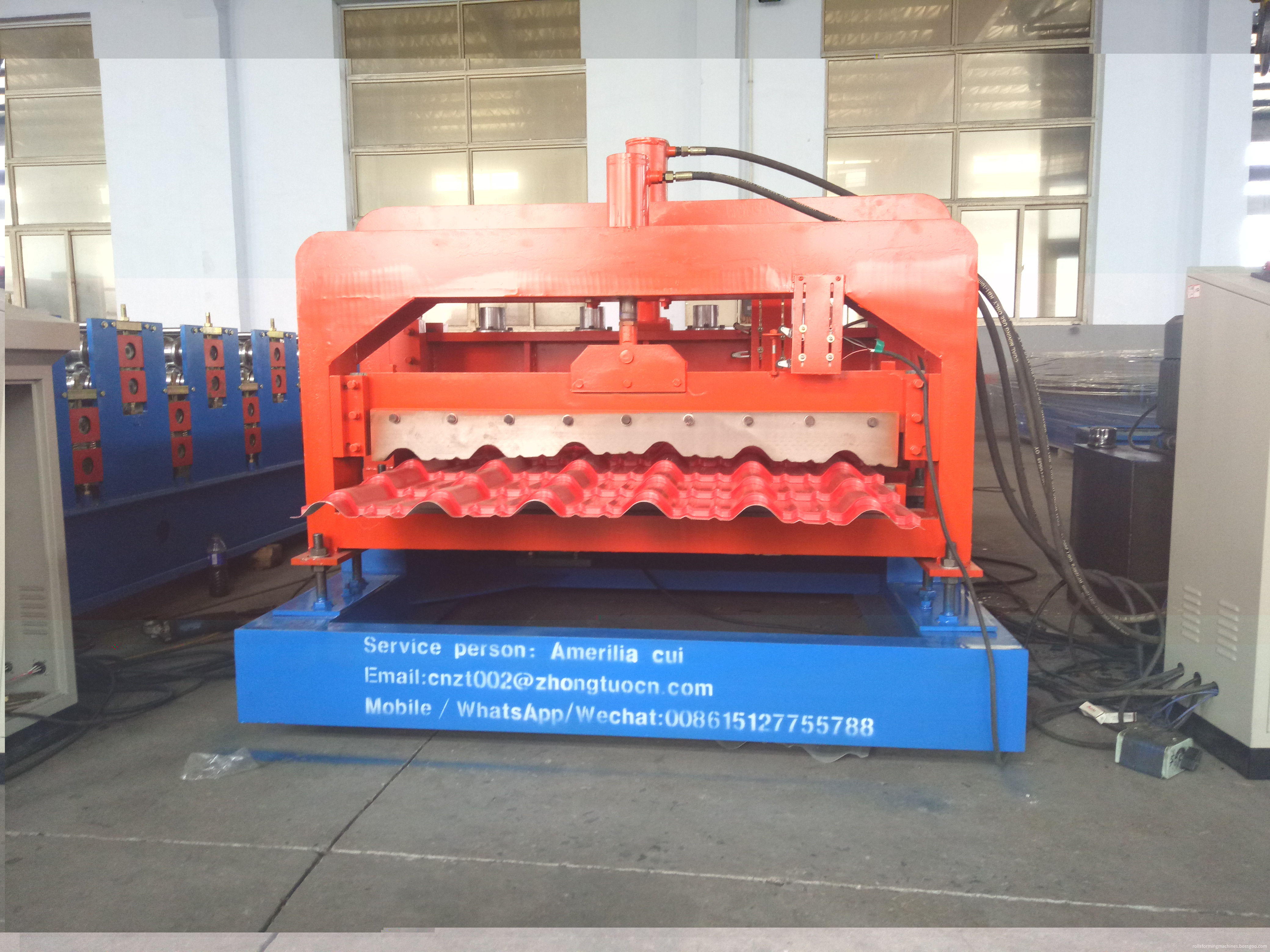 step tile roll forming machine