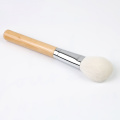 Powder Brush with Wooden Handle and Synthetic Hair