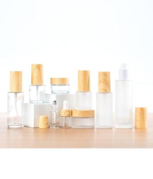 Travel package spray bottle lotion pressure bottle