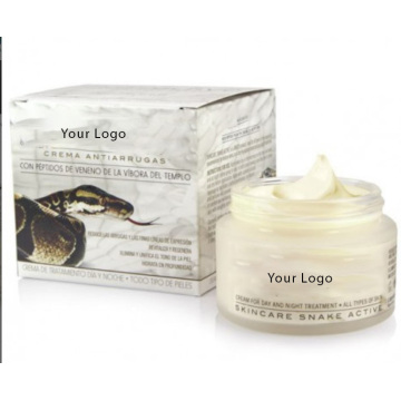 Crème pour le visage au venin de serpent lisse